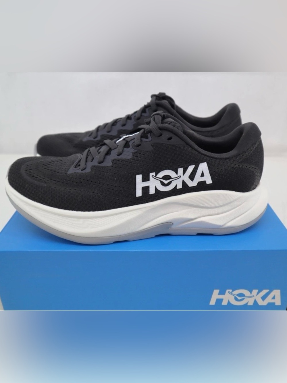 Hoka ONE ONE 🔥 Rincon 4 Black White Running Shoe's 1155130 BWHT Size 11 NEW